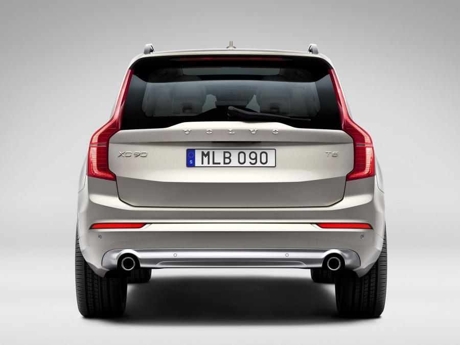  Volvo XC90 T5 2014 года  (фото 6 из 9)